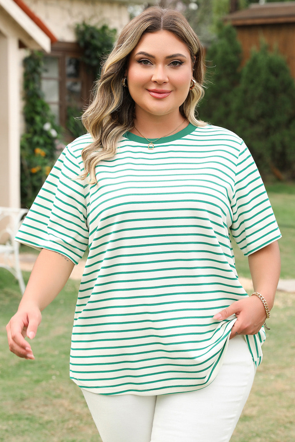 Collins, plus size tee, from Kothlis